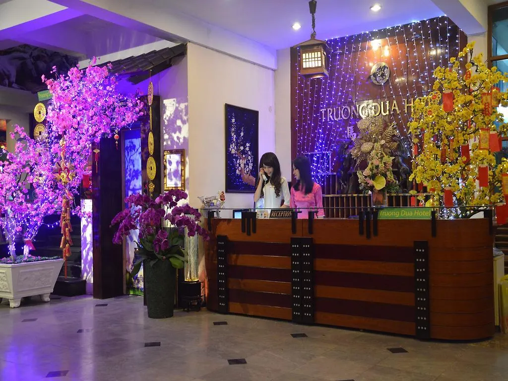 Truong Dua Hotel contacts